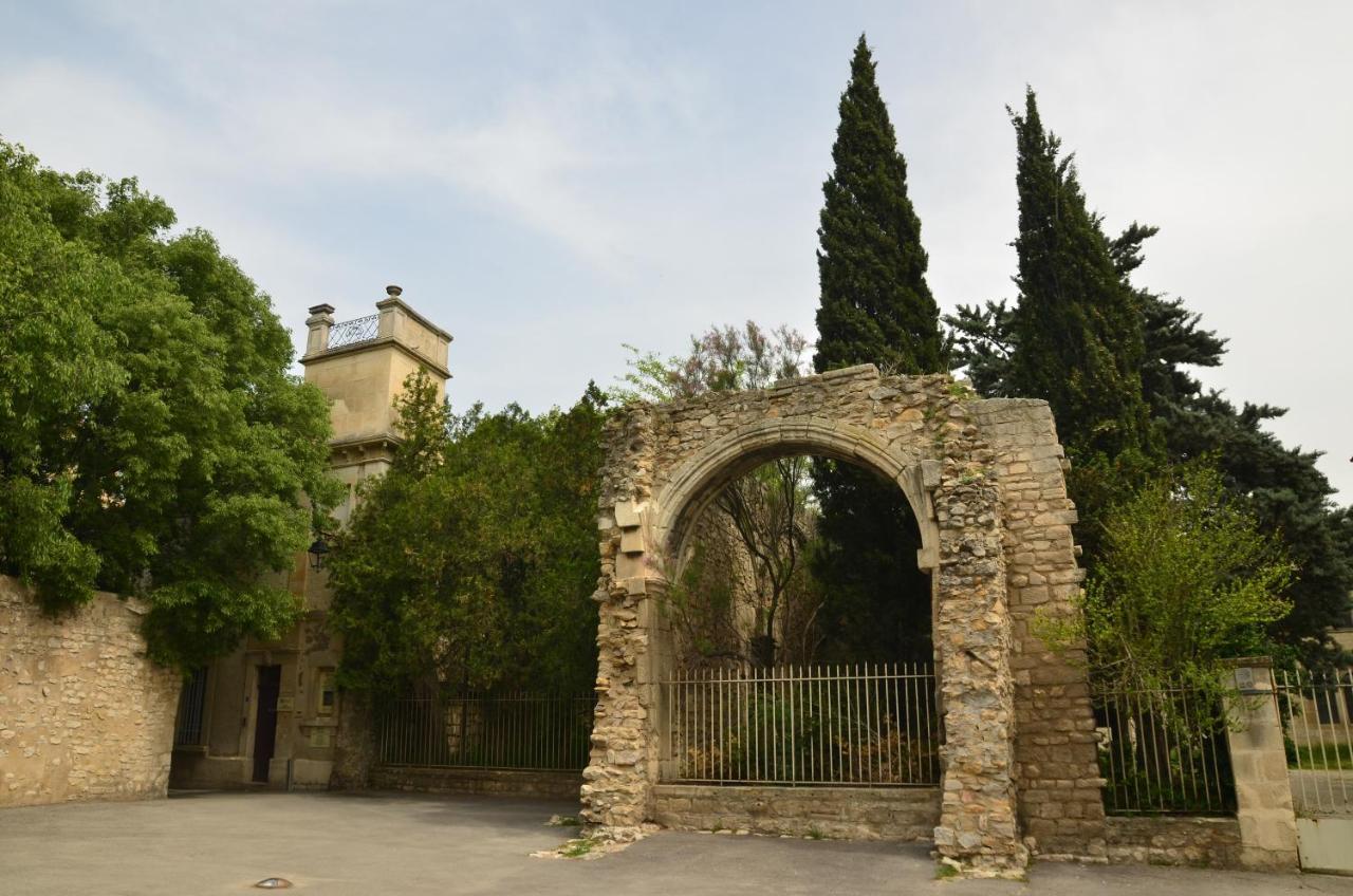 La Pitchoun Des Arenes Arles Exterior foto